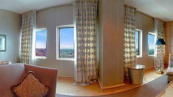 Sheraton Atlantic Convention Center Hotel 4*